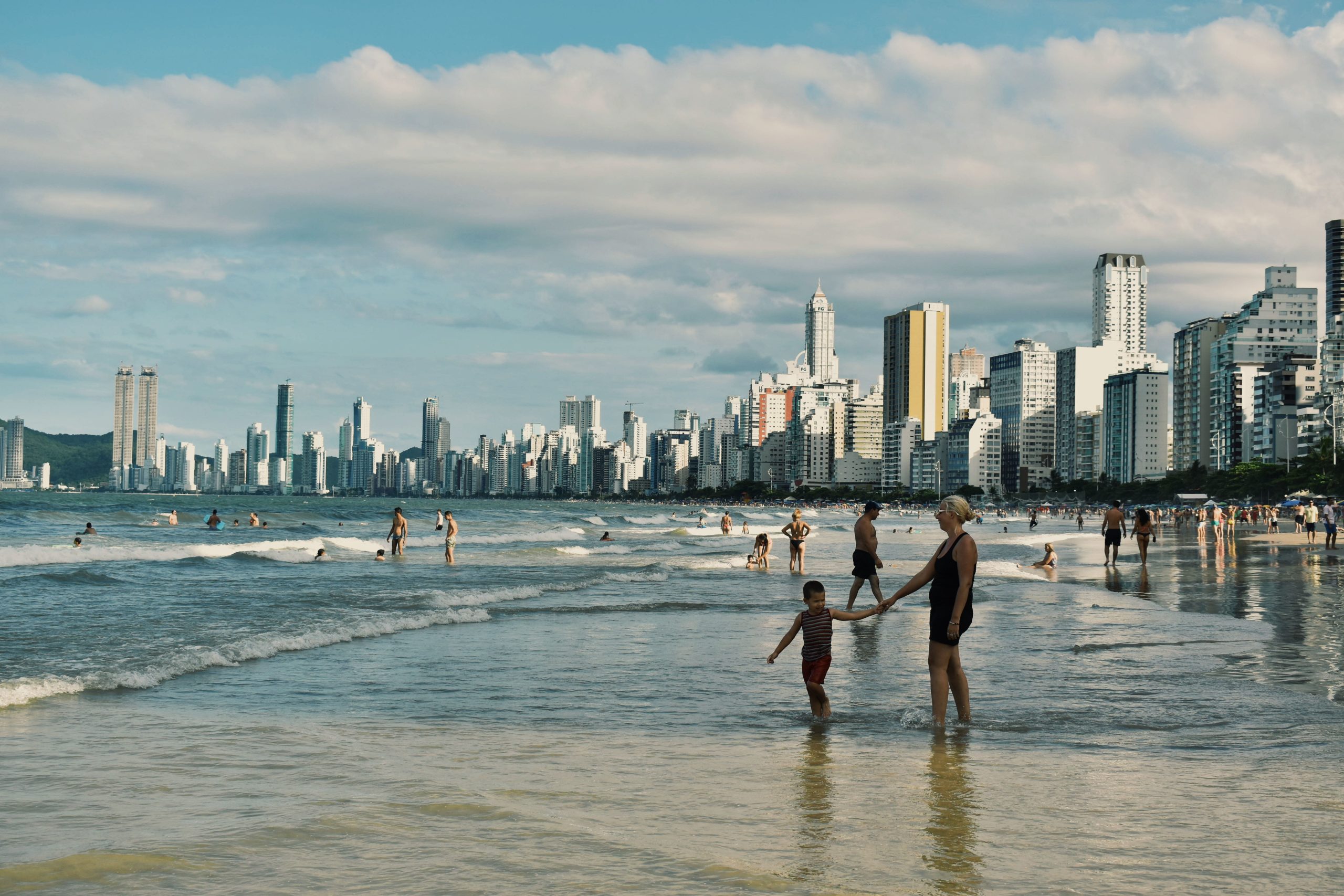 Balneário Camboriú reforça posição como um dos principais destinos turísticos do Brasil